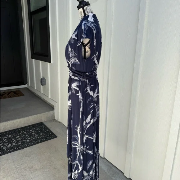 Soma Serenity Maxi Dress Navy Floral Print L Built-in Bra Cool Touch Pockets - Picture 14 of 15